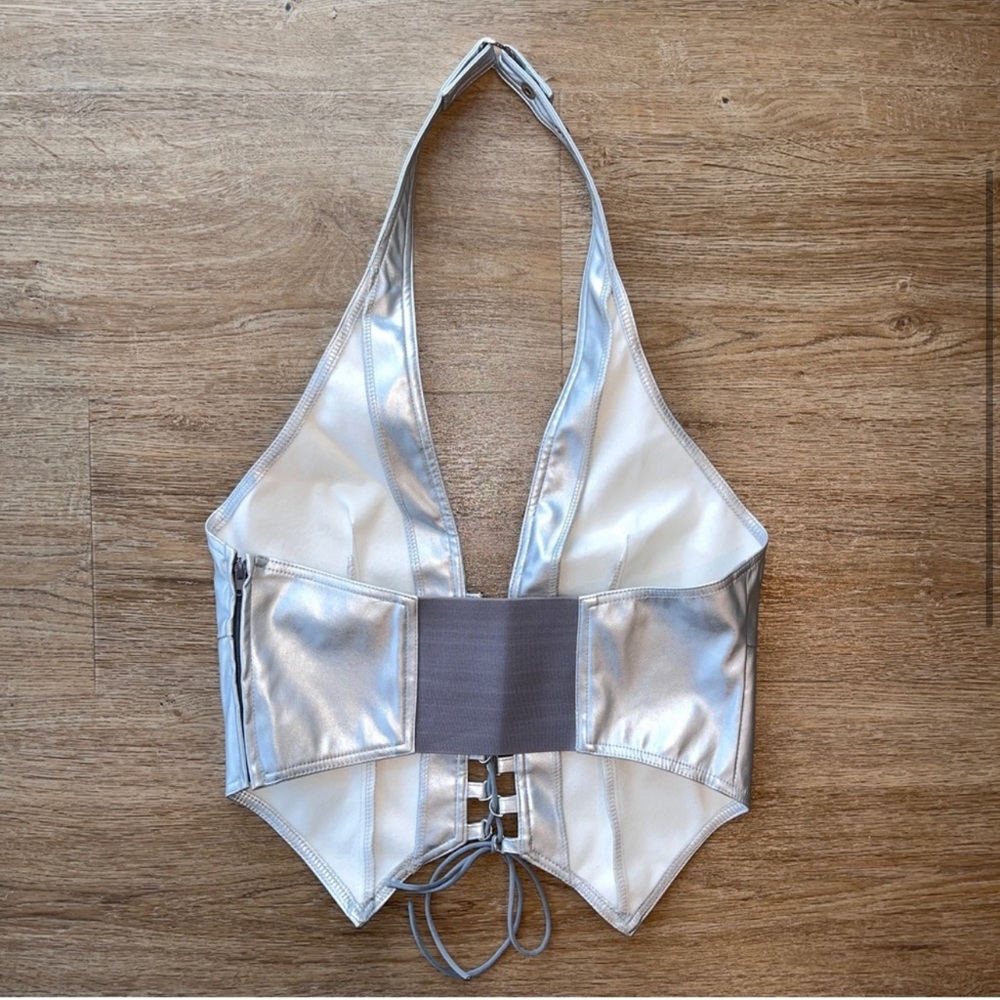 VIXRA TOP | I AM GIA | SOLD OUT - Picture 4 of 7
